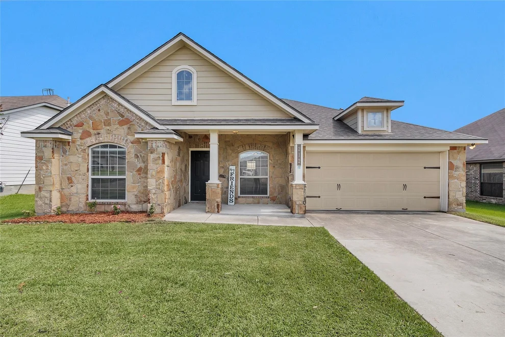 Unit for sale at 212 Boulder Drive, Navasota, TX 77868