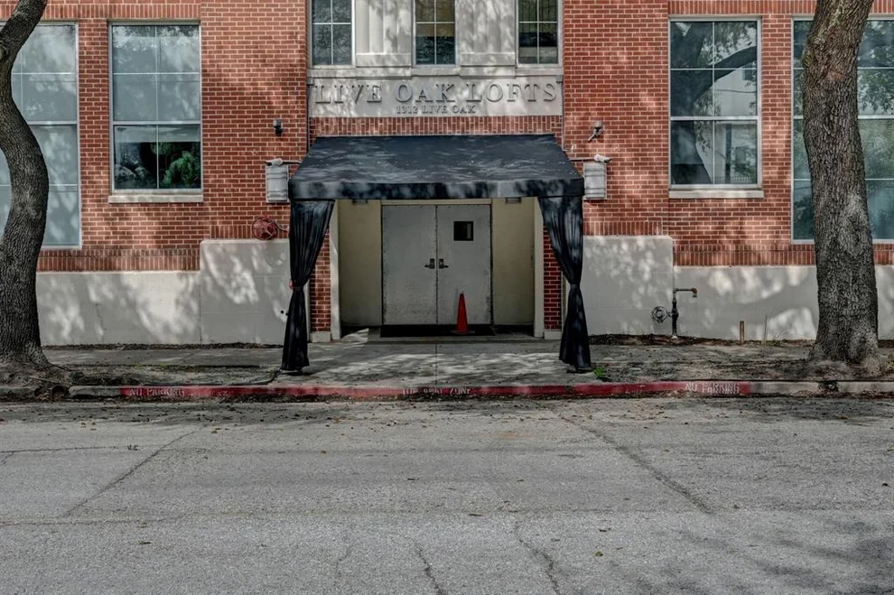Unit for sale at 1312 Live Oak Street, Houston, TX 77003