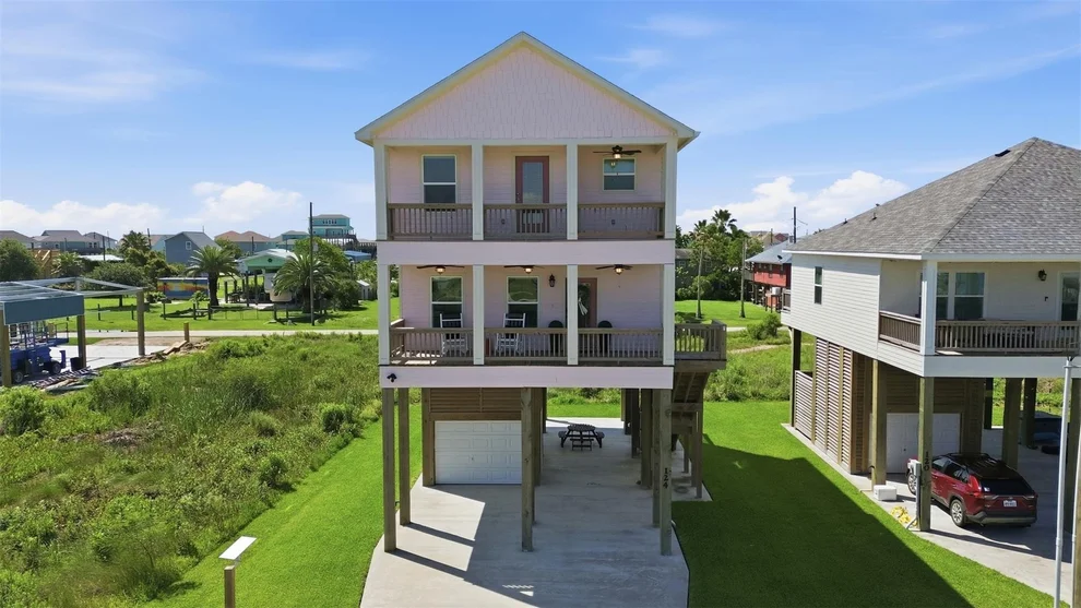 Unit for sale at 124 Jewel Drive, Bolivar Peninsula, TX 77650