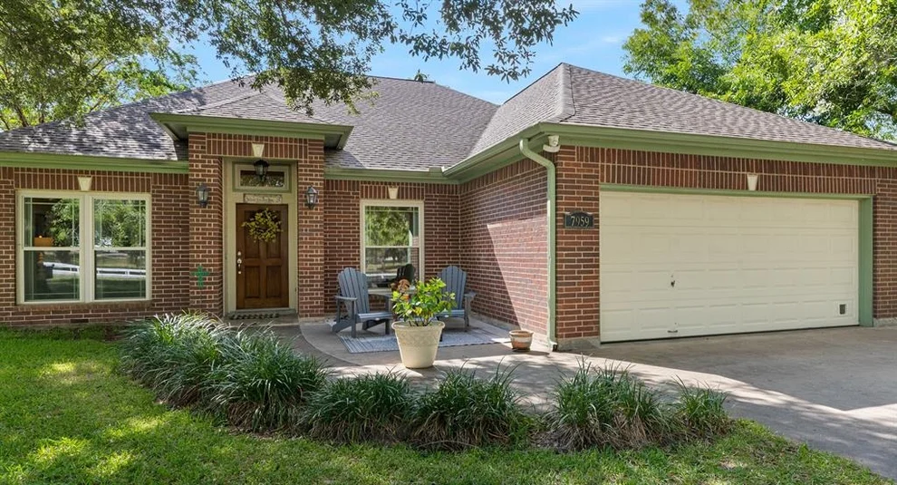 Unit for sale at 7959 County Road 684, Sweeny, TX 77480