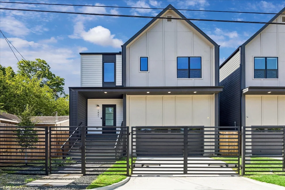 Unit for sale at 1421 E 36th Street, Houston, TX 77022