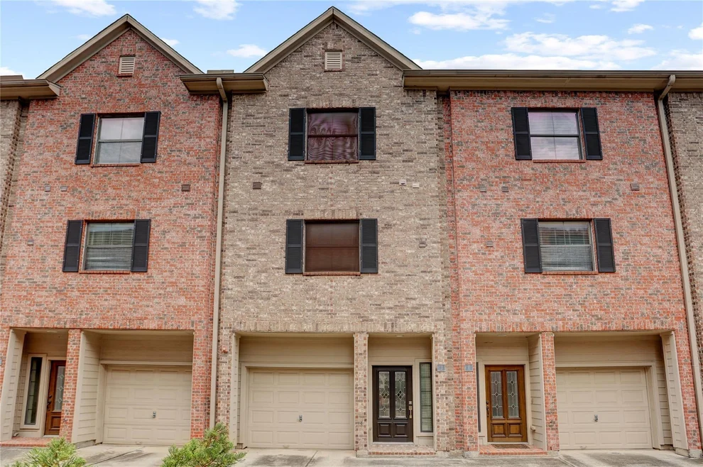 Unit for sale at 2904 Chenevert Street, Houston, TX 77004