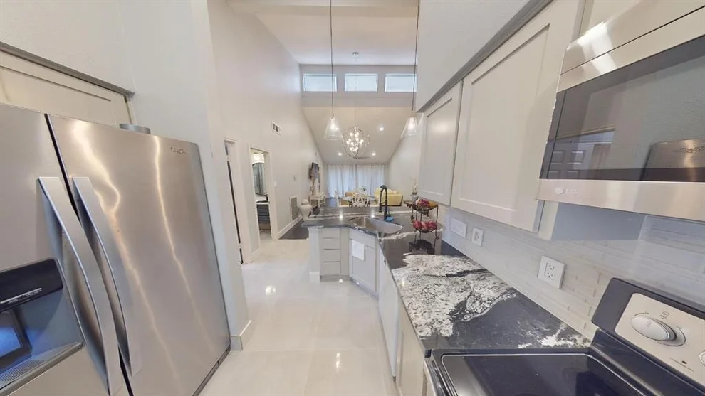 Unit for sale at 194 April Point North, Montgomery, TX 77356