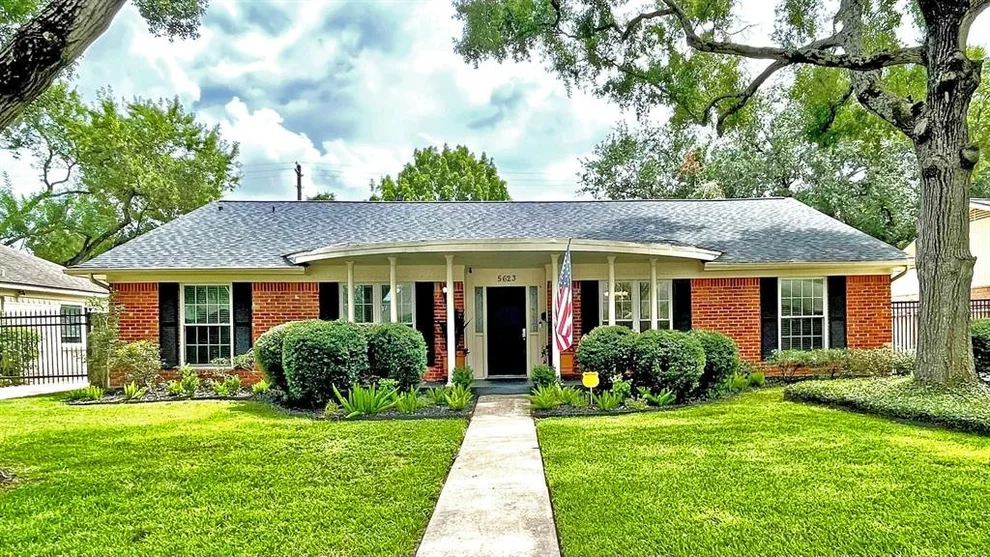 Unit for sale at 5623 Valkeith Drive, Houston, TX 77096