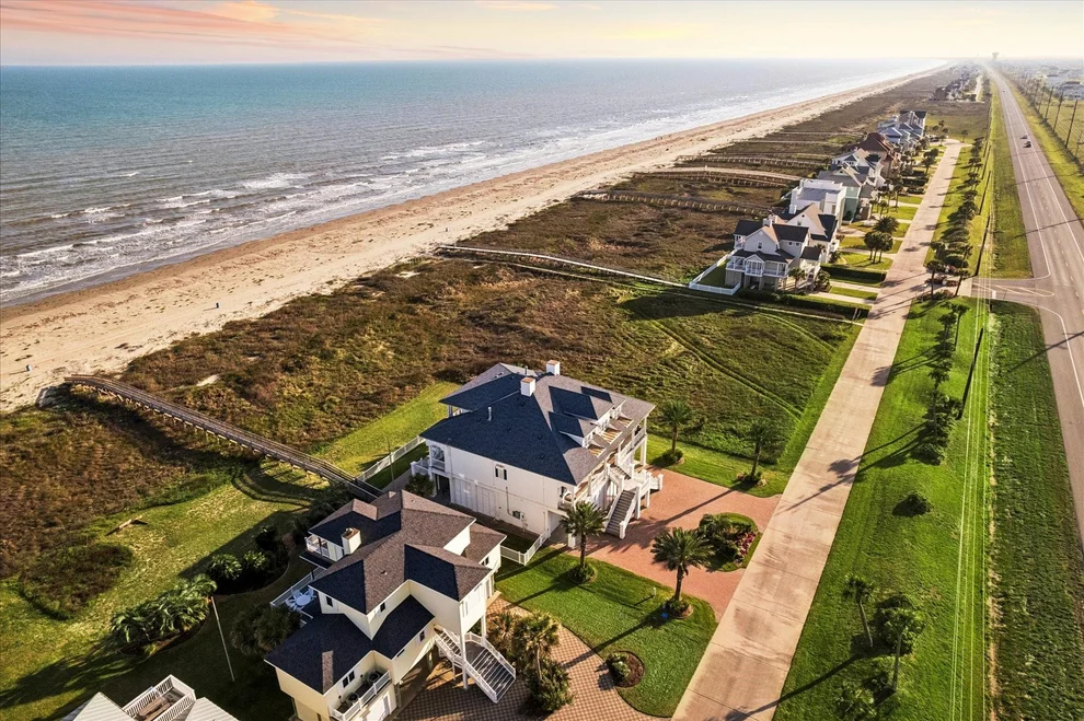 Unit for sale at 19507 Shores Drive, Galveston, TX 77554
