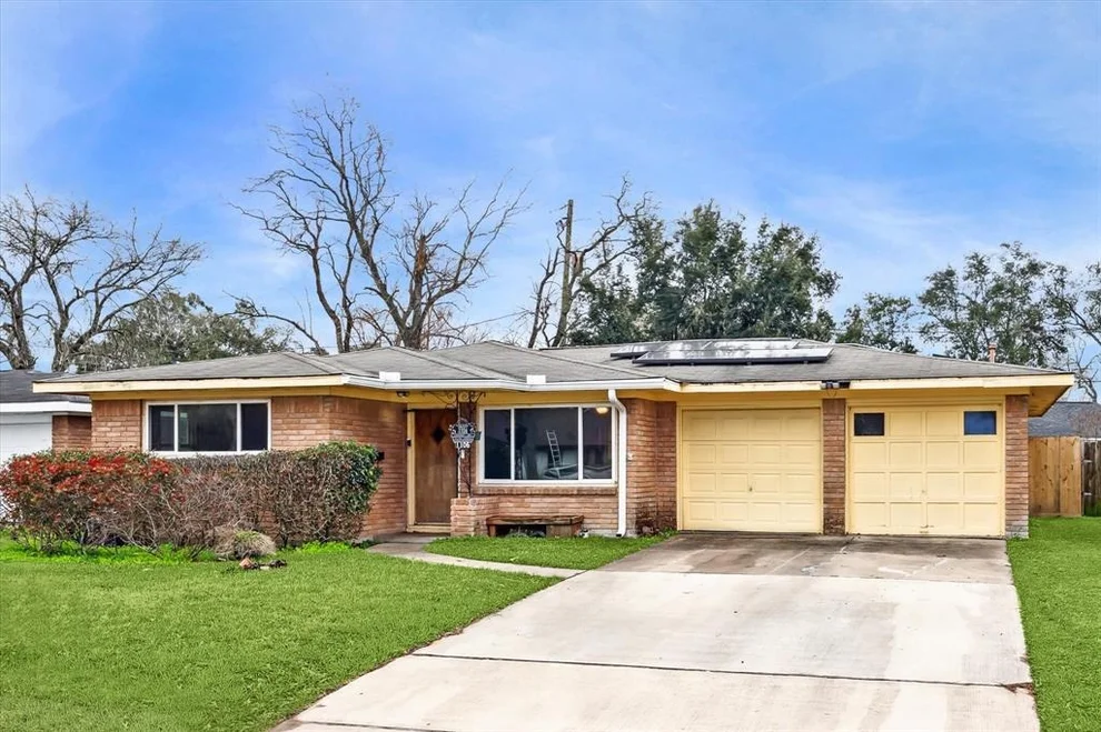 Unit for sale at 1106 Garner Road, Pasadena, TX 77502