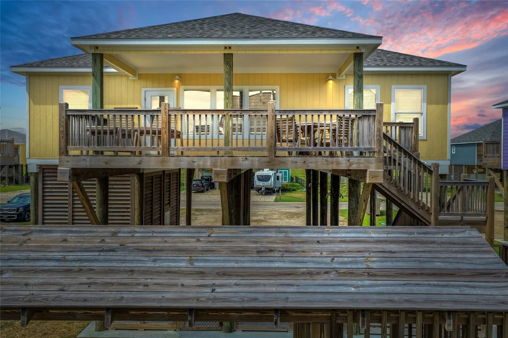Unit for sale at 2294 E Lobster, Crystal Beach, TX 77650