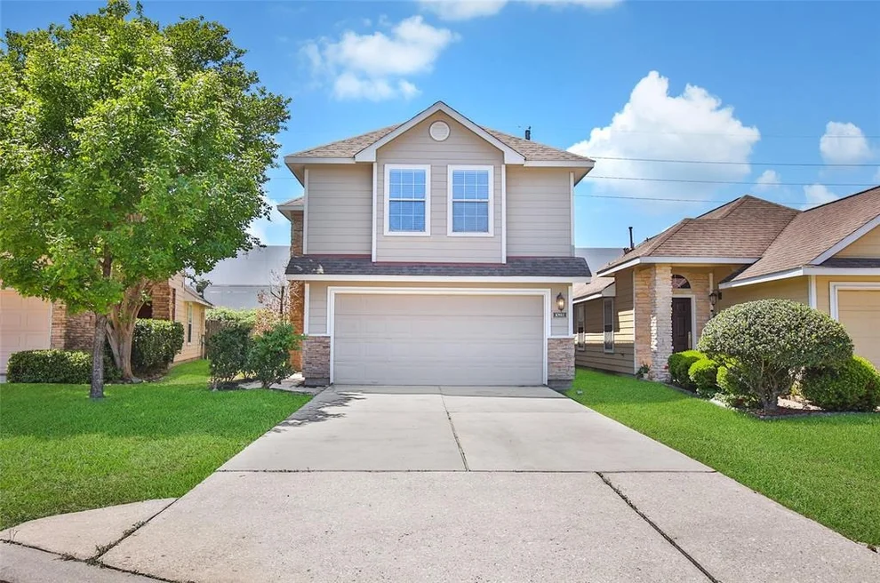 Unit for sale at 10811 Windfern Lakes Street, Houston, TX 77064