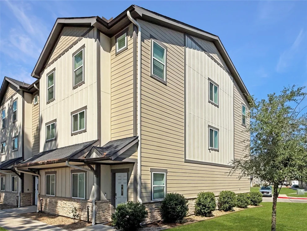 Unit for sale at 12603 Telge Road, Cypress, TX 77429