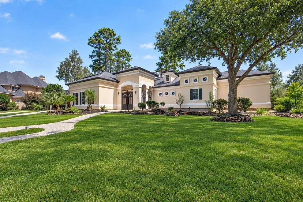 Unit for sale at 46 Kingwood Greens Drive, Houston, TX 77339