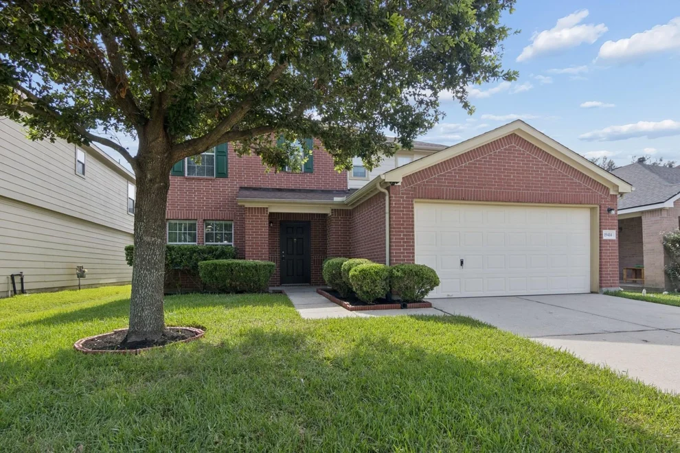 Unit for sale at 19414 Remington Prairie Drive, Houston, TX 77073