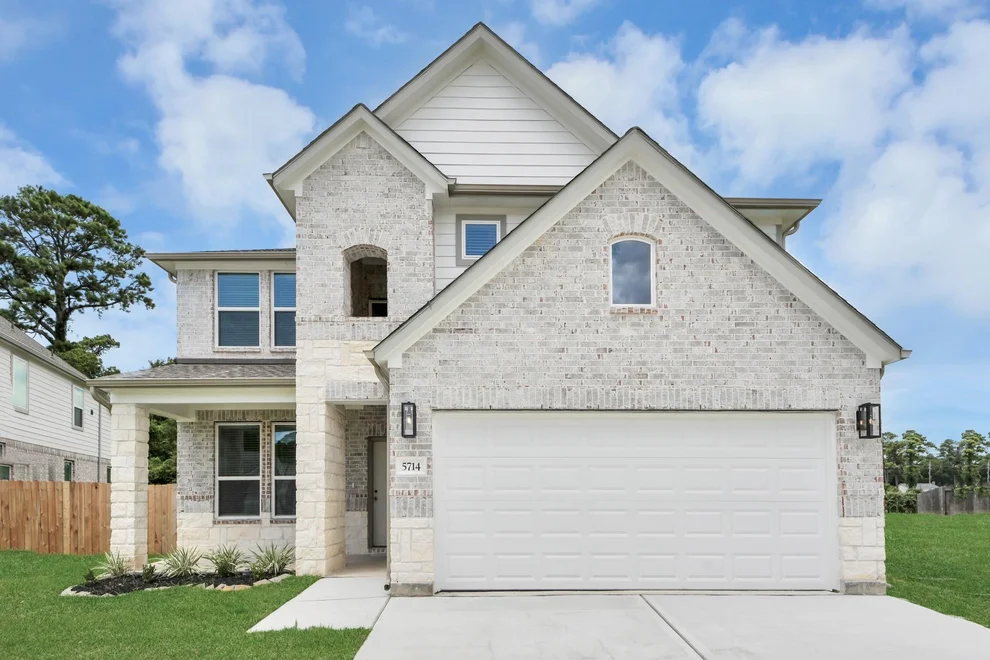 Unit for sale at 11007 Gardenia Creek Drive, Houston, TX 77044