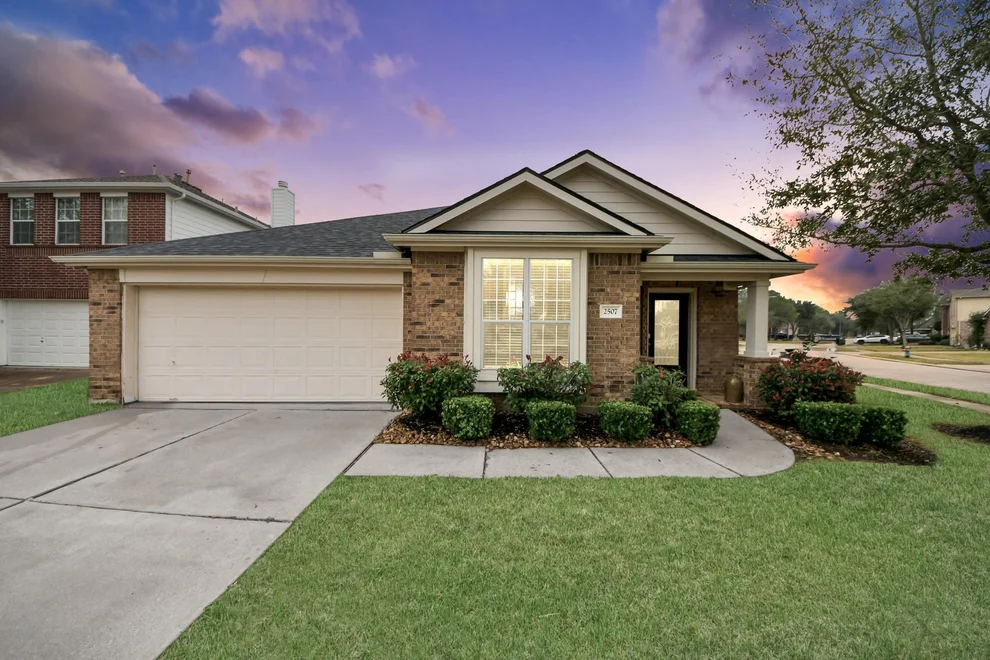 Unit for sale at 2507 Cypress Springs Court, Pearland, TX 77584