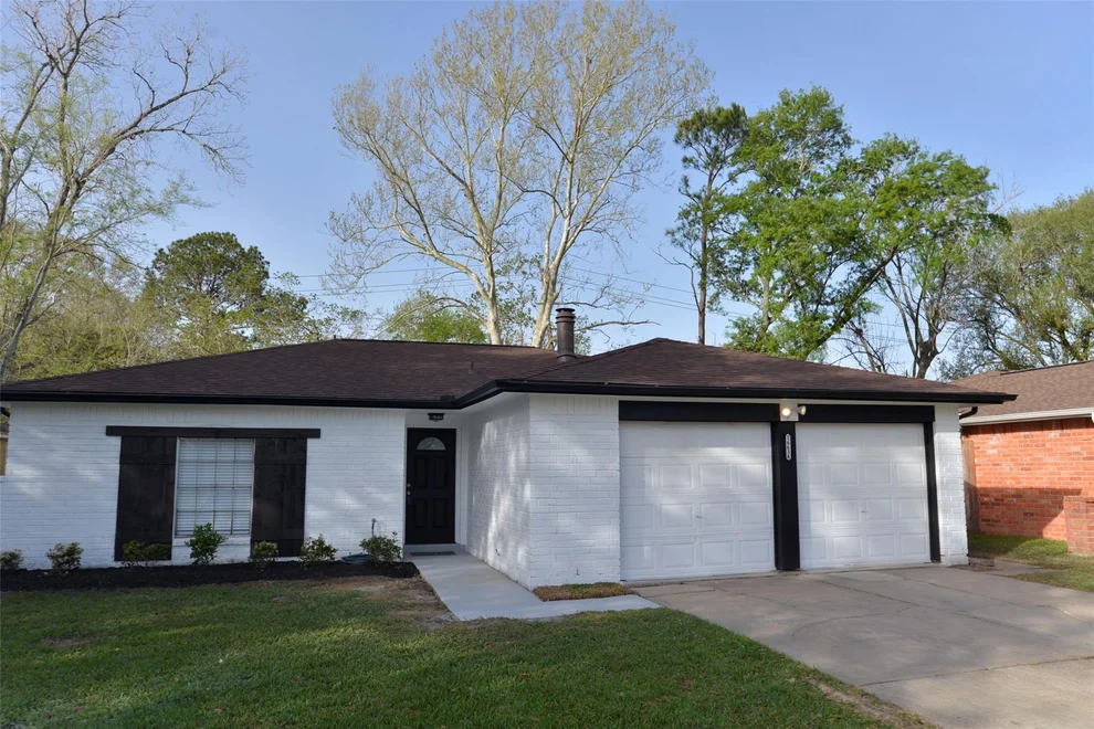 Unit for sale at 16634 David Glen Drive, Friendswood, TX 77546