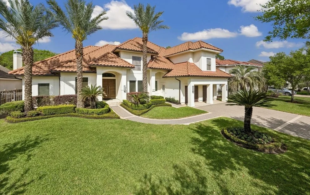 Unit for sale at 1626 Westshore Drive, Houston, TX 77094