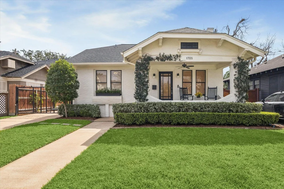 Unit for sale at 1705 California Street, Houston, TX 77006