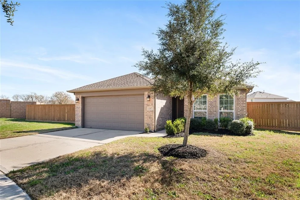 Unit for sale at 32507 Timber Point Drive, Brookshire, TX 77423