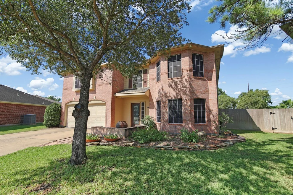 Unit for sale at 19631 Tularosa Lane, Tomball, TX 77377