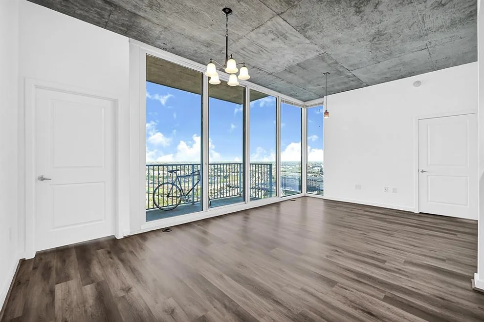 Unit for sale at 5925 Almeda Road, Houston, TX 77004