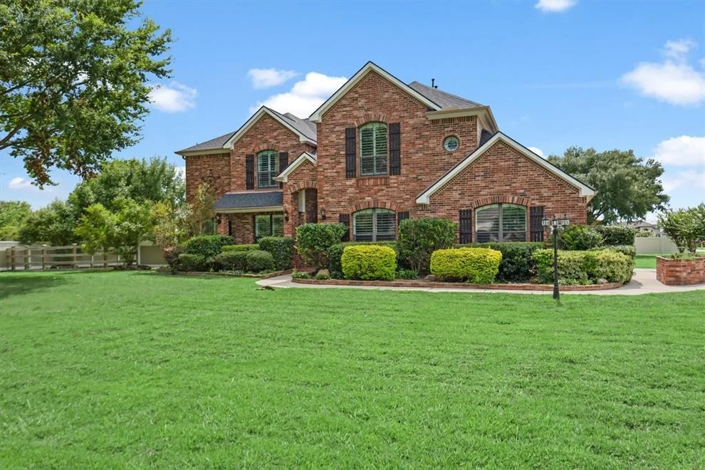 Unit for sale at 16921 Steinhagen Road, Cypress, TX 77429