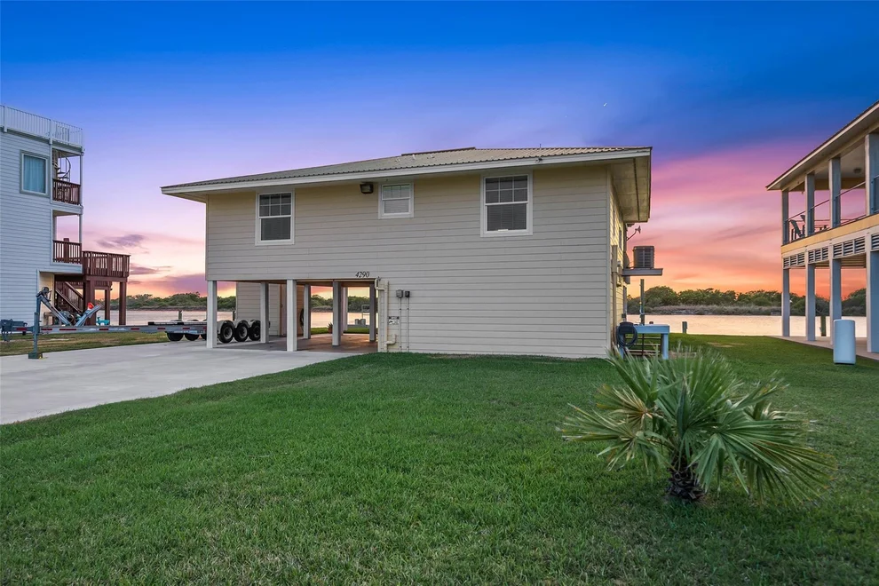 Unit for sale at 4290 Fm-2031, Matagorda, TX 77457