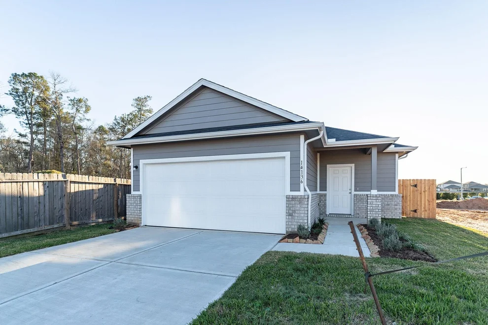 Unit for sale at 14136 Biscayne Trail, Conroe, TX 77303