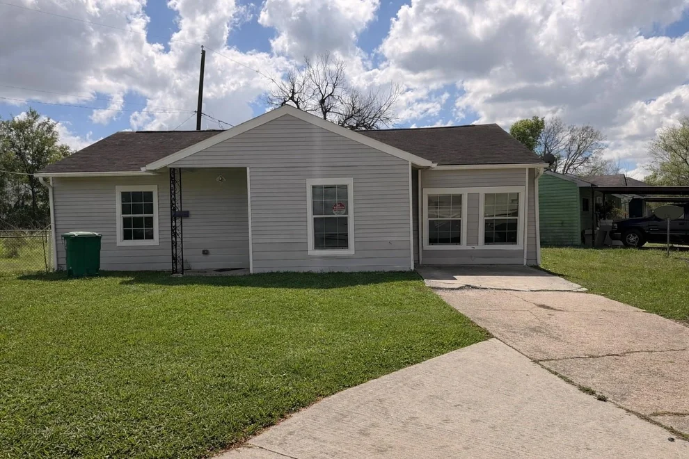 Unit for sale at 6103 Sherwood Drive, Houston, TX 77021