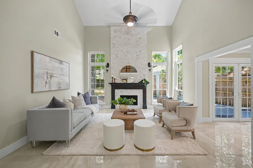 Unit for sale at 98 Breezy Point Place, The Woodlands, TX 77381