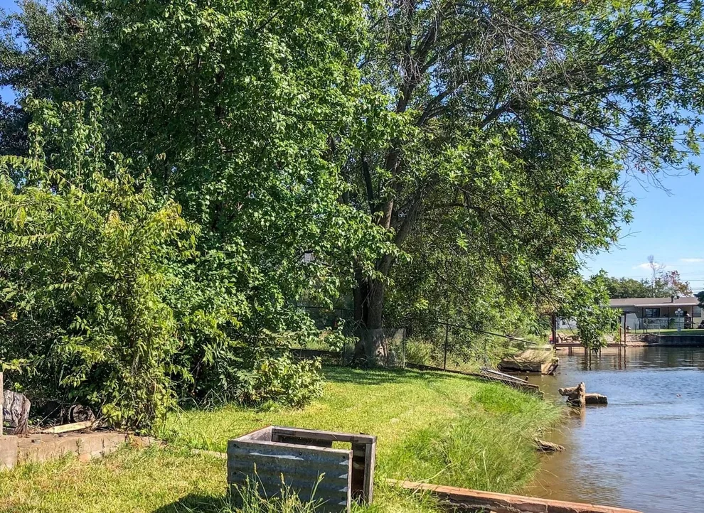 Unit for sale at 3410 Pago Pago Court, Granbury, TX 76048