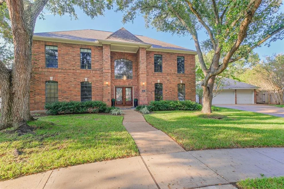 Unit for sale at 14 Coventry Court, Sugar Land, TX 77479