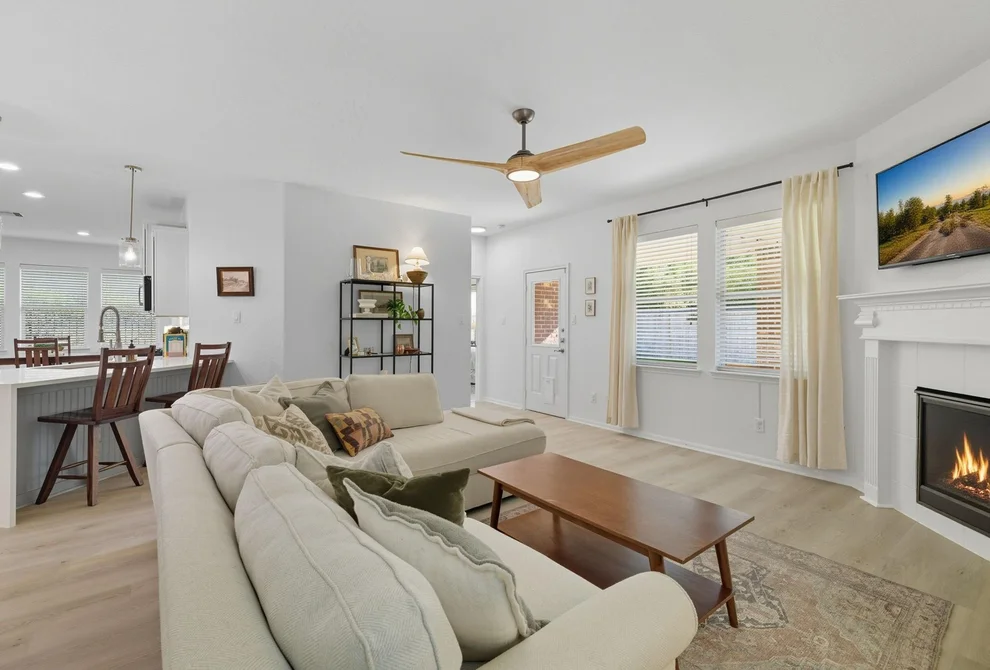 Unit for sale at 166 Black Swan Place, The Woodlands, TX 77354