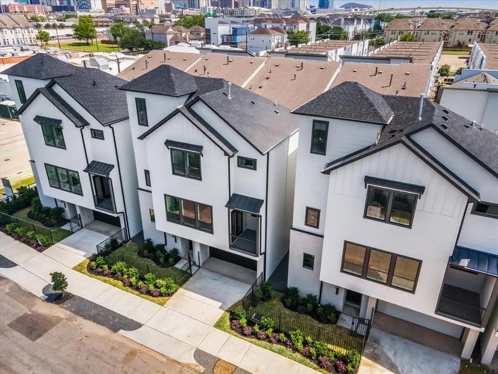 Unit for sale at 2209 Dennis Street, Houston, TX 77004
