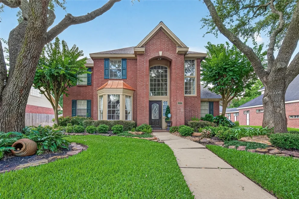 Unit for sale at 5807 Pendelton Place Drive, Sugar Land, TX 77479