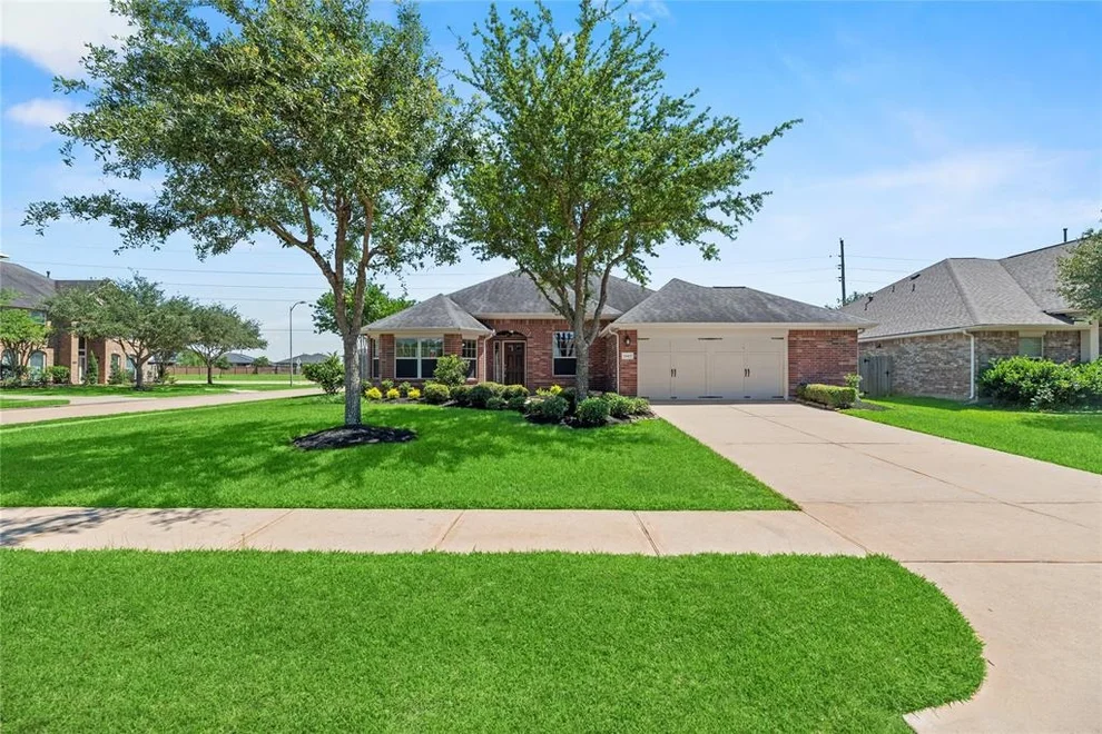 Unit for sale at 28403 Kinglet Pines Drive, Katy, TX 77494