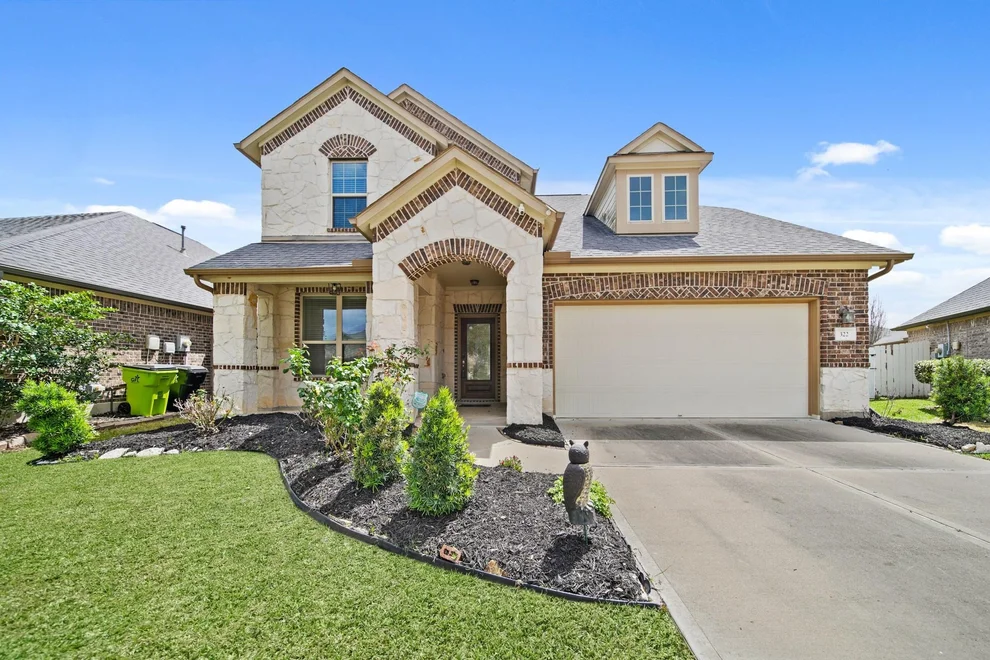 Unit for sale at 322 Lake Rim Drive, Rosenberg, TX 77469