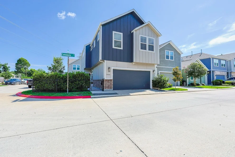 Unit for sale at 5403 Camaguey Street, Houston, TX 77023
