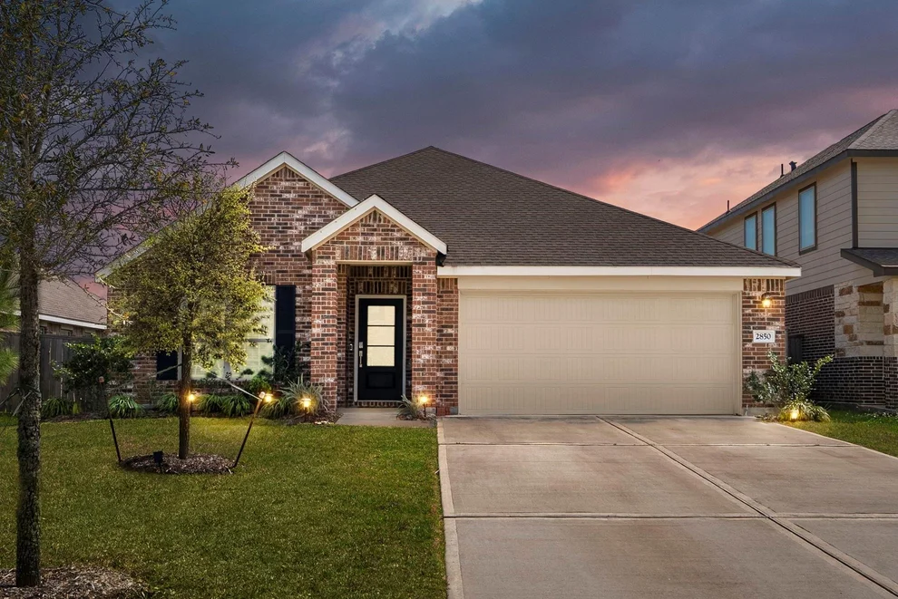 Unit for sale at 2850 Paradise Ridge Way, Conroe, TX 77301