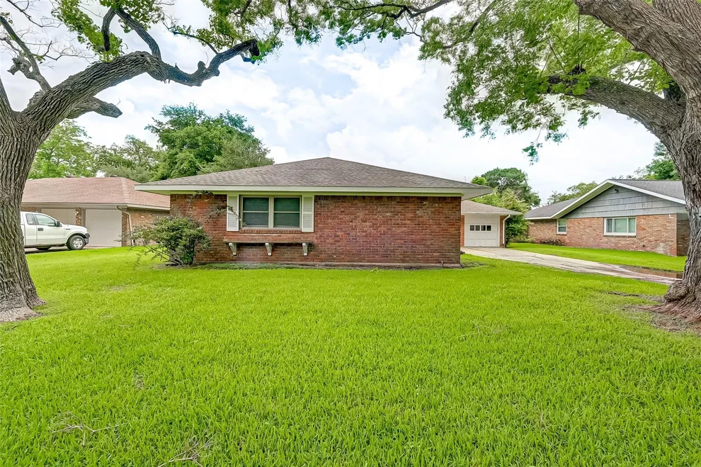 Unit for sale at 6119 Reamer Street, Houston, TX 77074