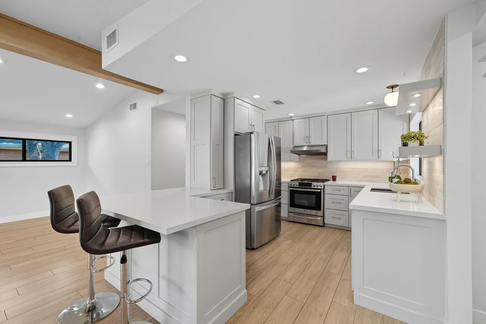 Unit for sale at 2215 Ansbury Drive, Houston, TX 77018