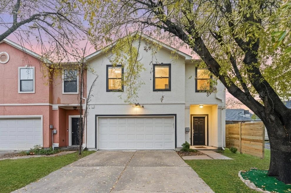 Unit for sale at 2905 Baer Street, Houston, TX 77020