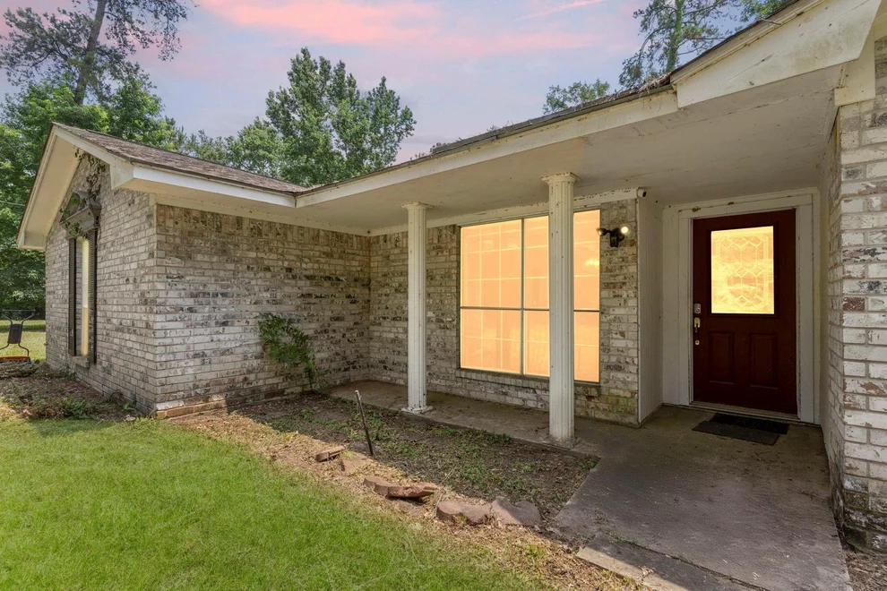 Unit for sale at 2395 Southline Road, Conroe, TX 77384