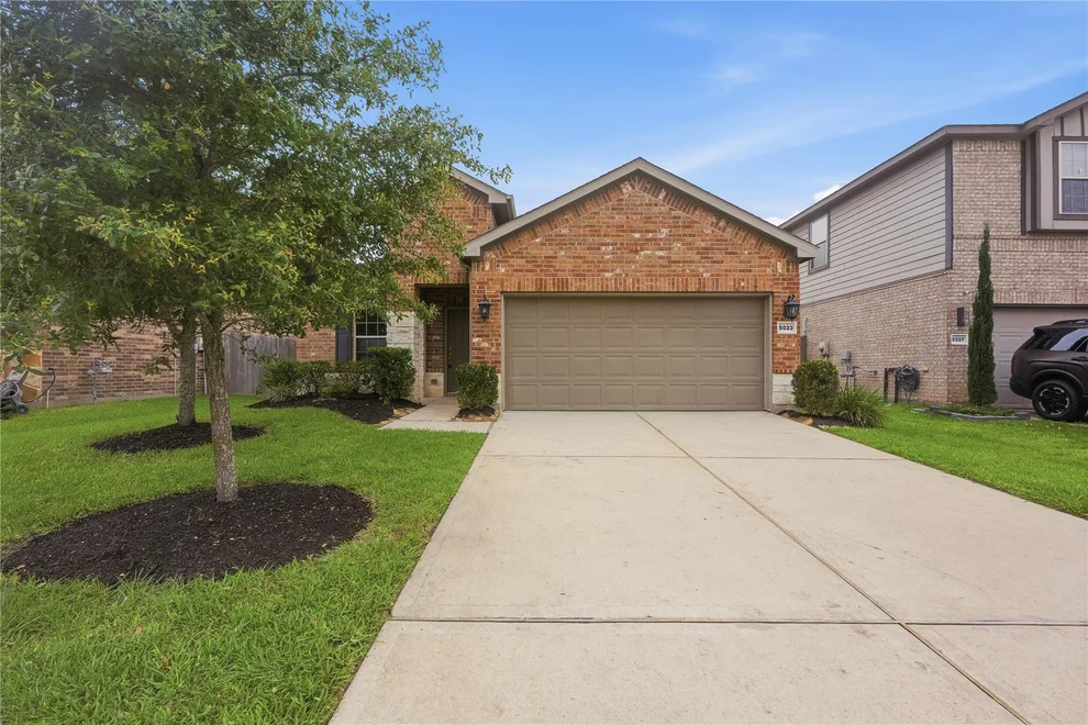 Unit for sale at 5023 Royal Regiment Lane, Katy, TX 77493
