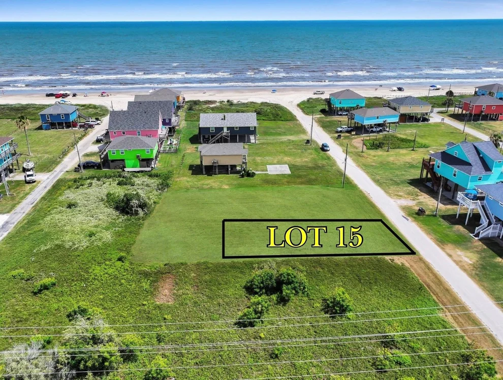 Unit for sale at 992 Smith Drive, Gilchrist, TX 77617