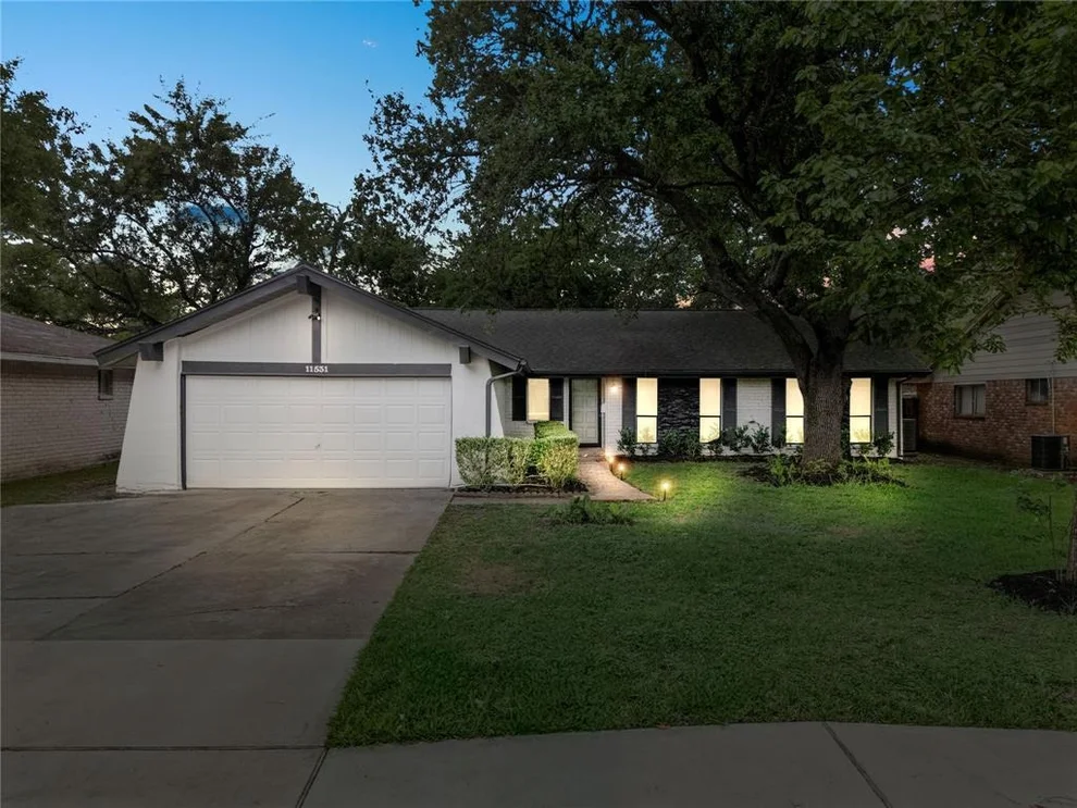 Unit for sale at 11531 Dunfield Lane, Houston, TX 77099