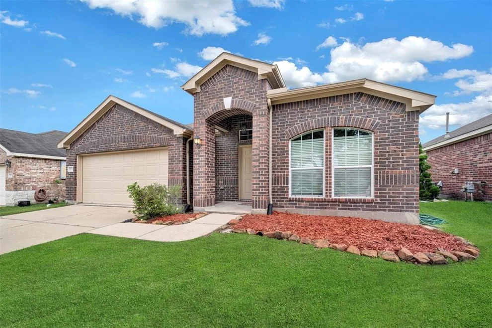 Unit for sale at 3739 Glover Meadows Lane, Houston, TX 77047