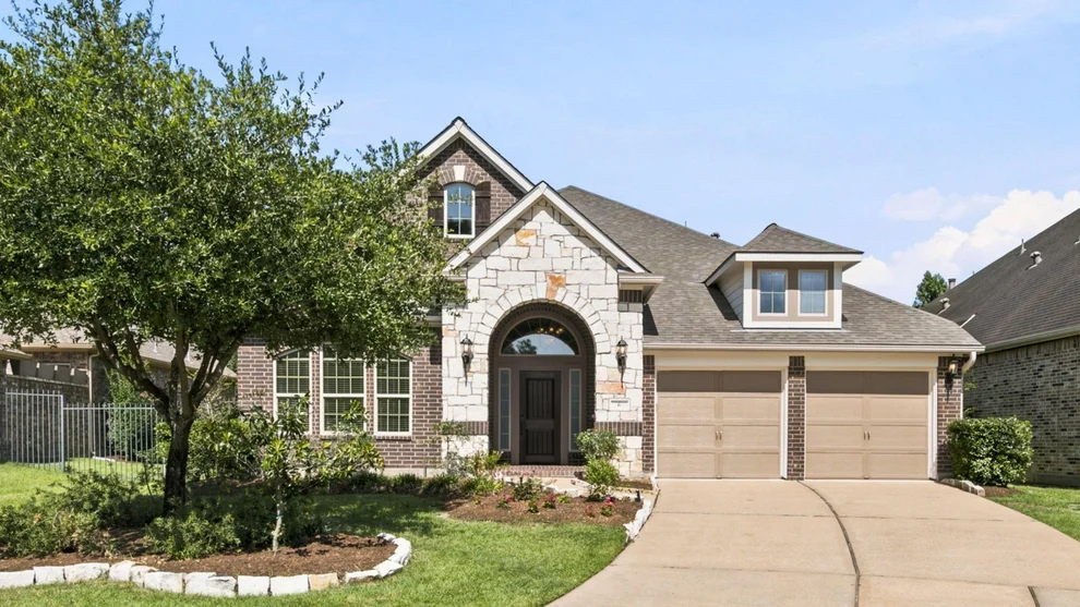 Unit for sale at 6 Sleeping Colt Place, The Woodlands, TX 77389