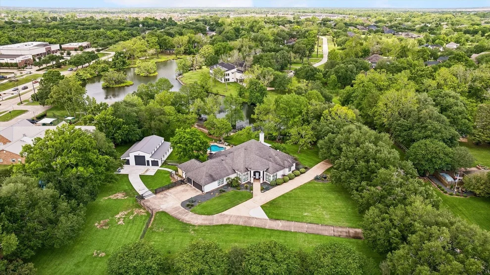 Unit for sale at 4419 Diamond Springs Drive, Missouri City, TX 77459