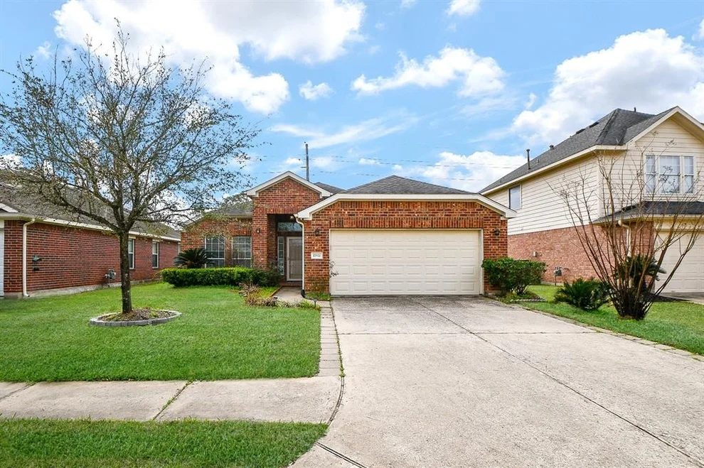 Unit for sale at 17931 Melissa Springs Drive, Tomball, TX 77375
