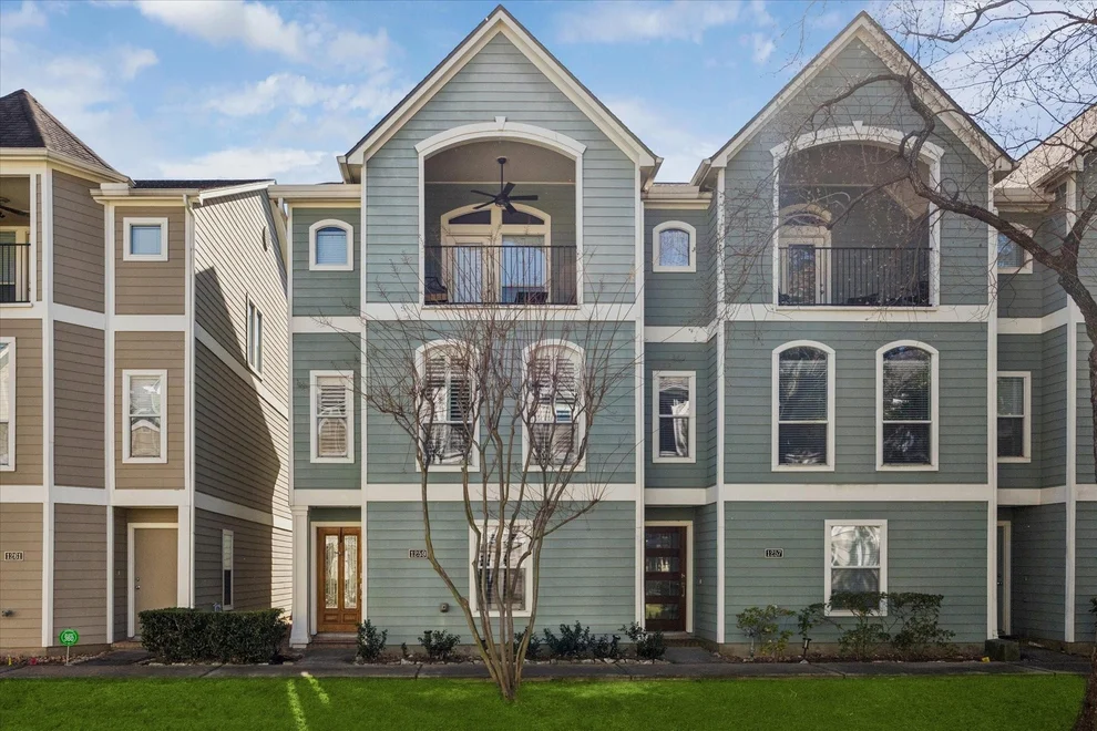 Unit for sale at 1259 W 17th Street, Houston, TX 77008
