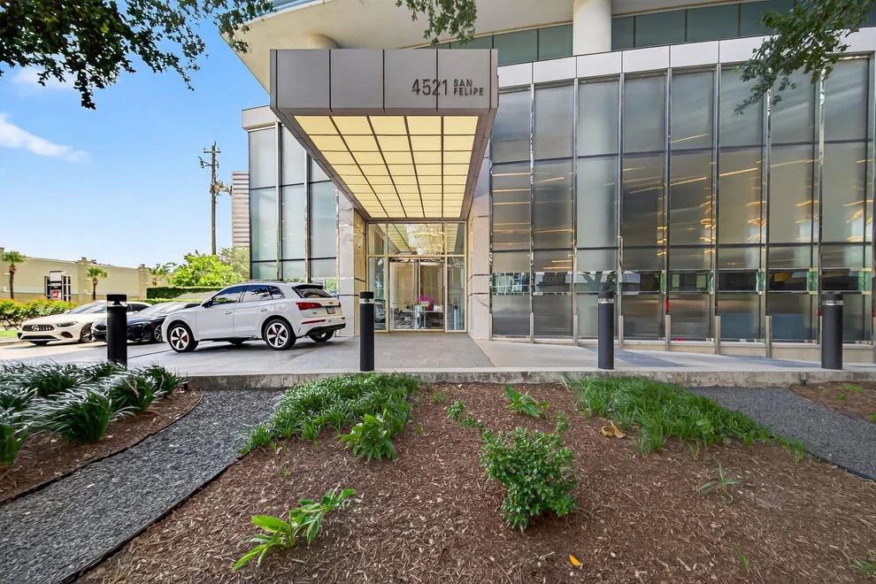 Unit for sale at 4521 San Felipe, Houston, TX 77027